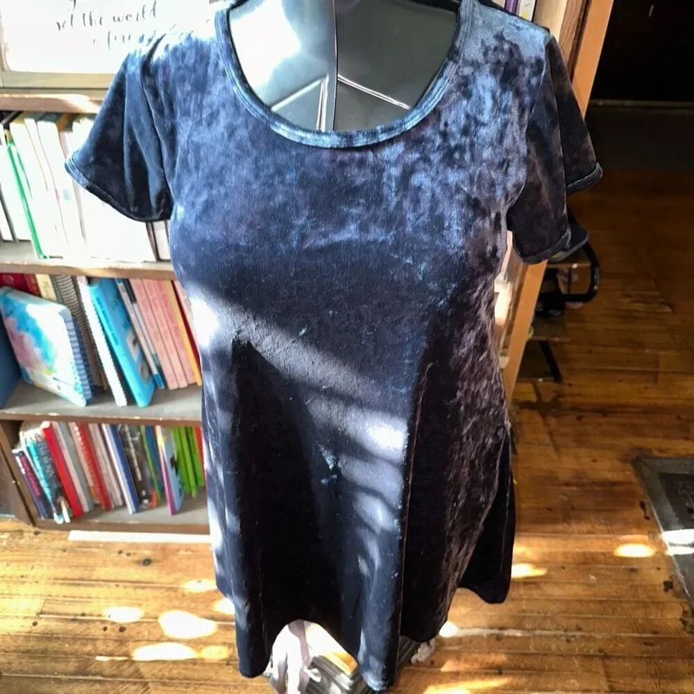 Z Supply navy blue velvet M scoop neck mini dress